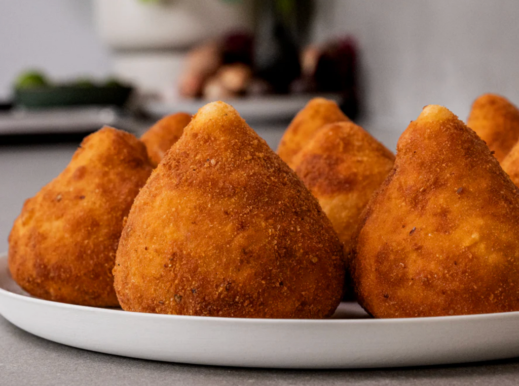 Brazilian Chicken Coxinha – Fried, Frozen & Air Fryer Ready 10pcs / 1.4kg